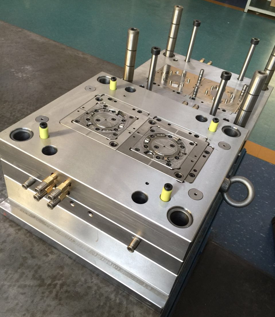 多腔高效注塑模具